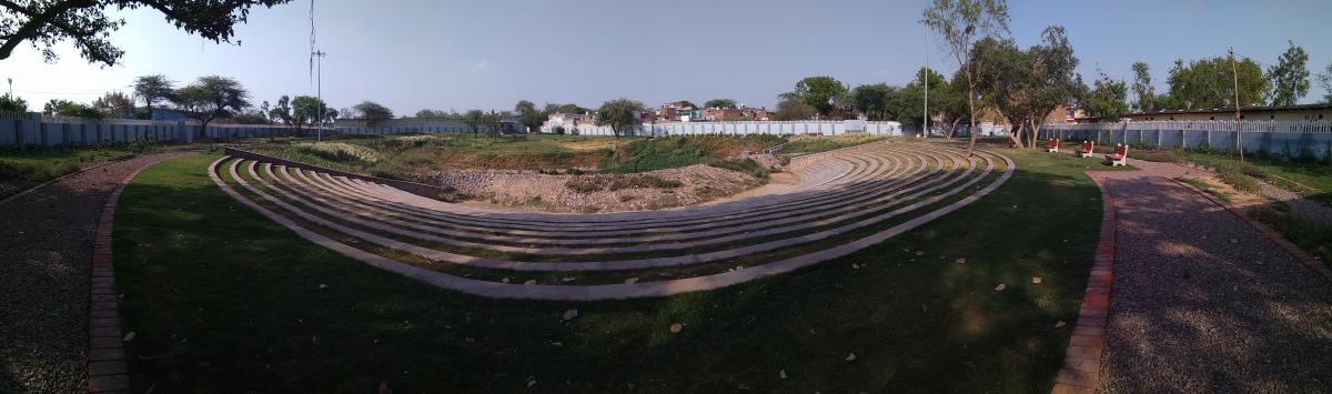 Equitable and accessible public space development as part of an urban waterbody restoration project, Delhi Credit: WRI India