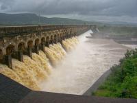 In a country plagued by increasing droughts and floods, growing water challenges are putting India’s energy security in a precarious position. Photo by Sylvain Massuel/IRD