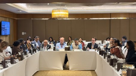 Corporate climate change discussion