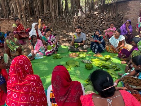 Women of Kesapur and neighbouring villages attend a training by PRADAN on Sal leaf plate-making.