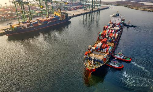 Shipping sea
