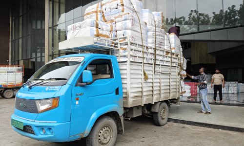 Surat textile e freight