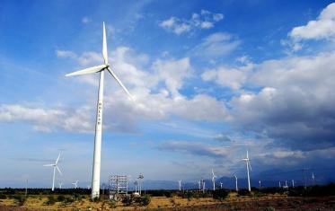 Tamil Nadu is India's leading wind power state. (Zamin Uthukuli, Tamil Nadu, India) Photo by Dhruvaraj S/Flickr.
